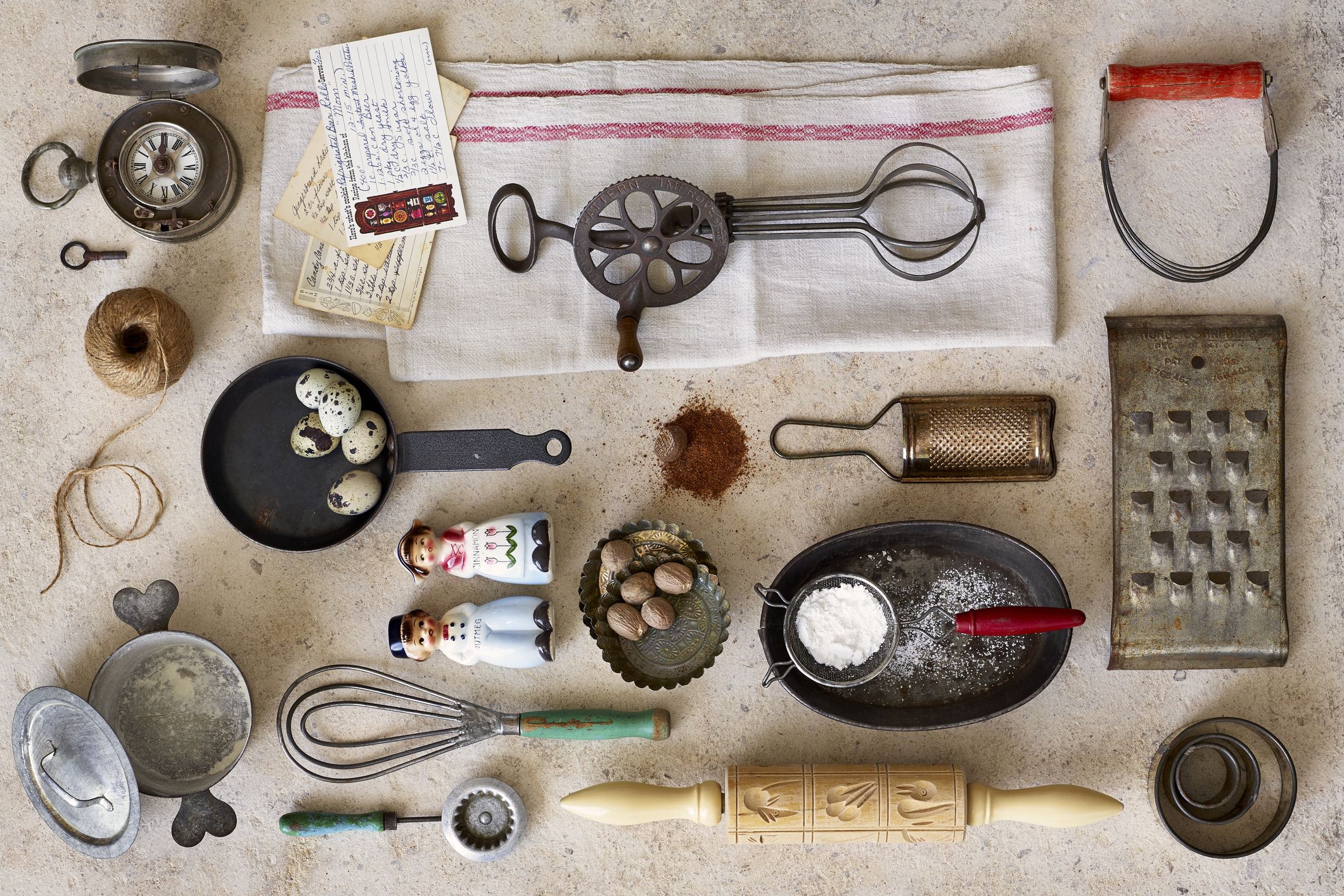 Timeless Charm: Discover Vintage Kitchen Accessories for Classic Elegance