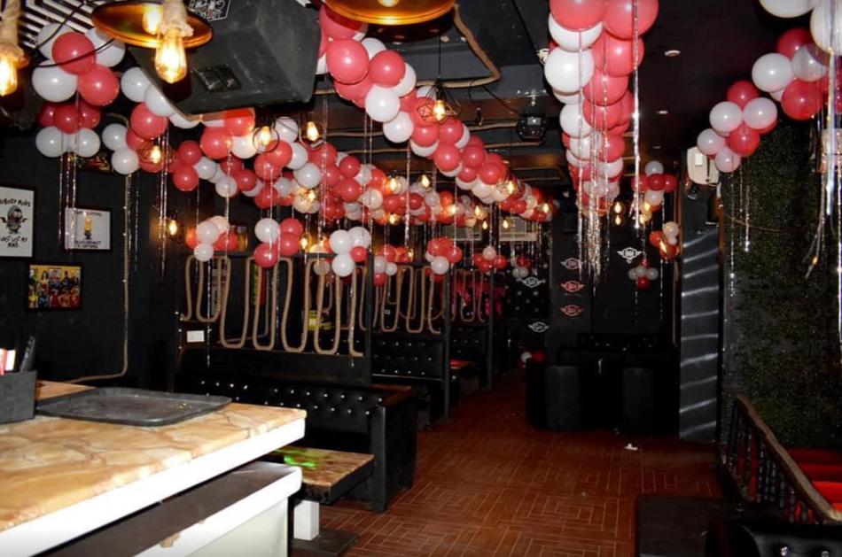 Cafes And Eateries in Delhi'S Hudson Lane for Your Birthday Party  